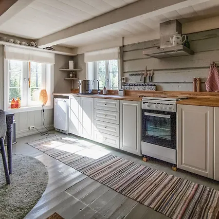 Дом отдыха 2 Bedroom Lovely In