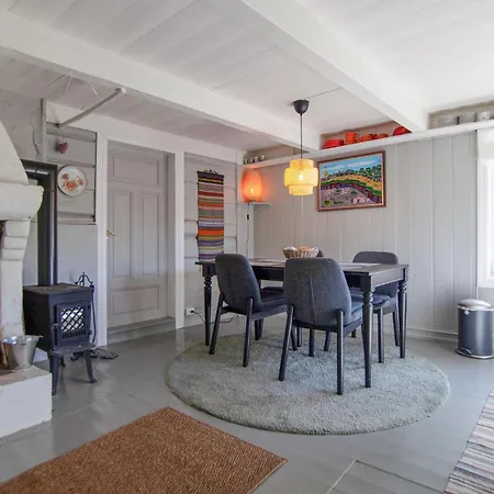2 Bedroom Lovely In Дом отдыха Gjerstad (Aust-Agder, Gjerstad)