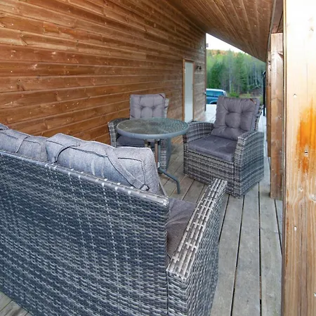 2 Bedroom Lovely In Дом отдыха *